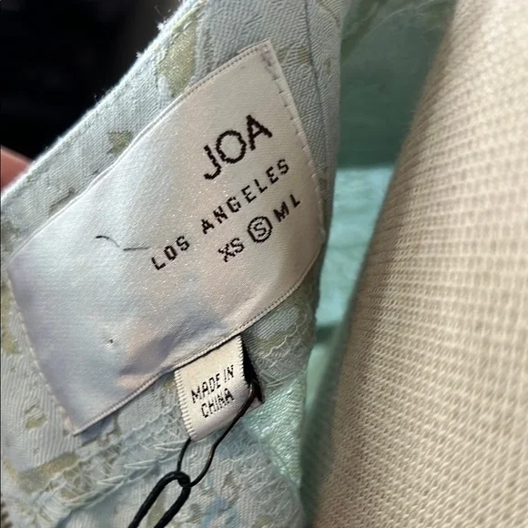 J.O.A. Bustier Crop Camisole - Picture 2 of 4